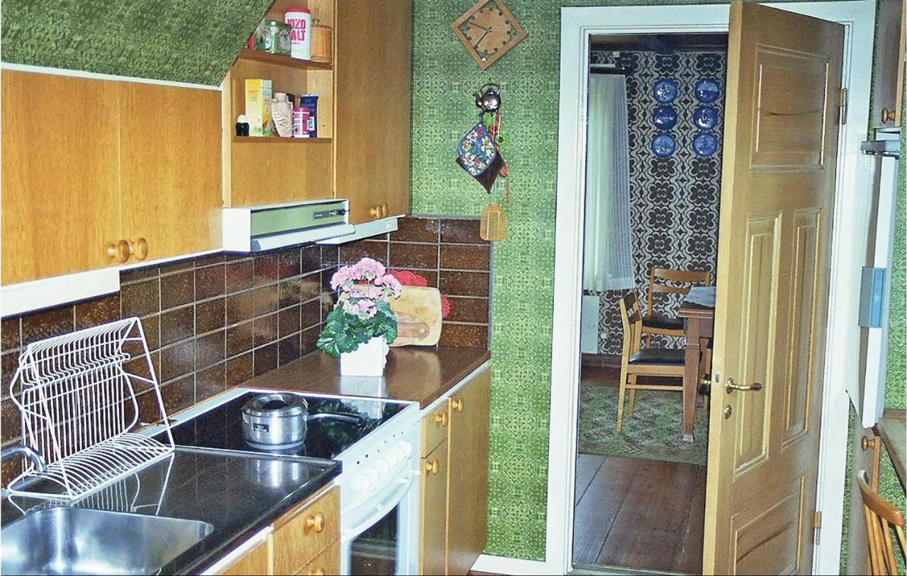 3 Bedroom Beautiful Home In Kristdala Malghult Esterno foto